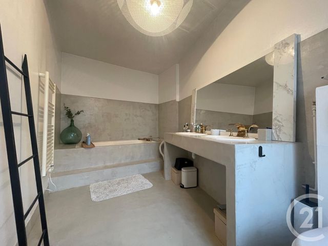 Appartement F5 &agrave; vendre - 5 pi&egrave;ces - 111,06 m2 - Melun - 77 - ILE-DE-FRANCE