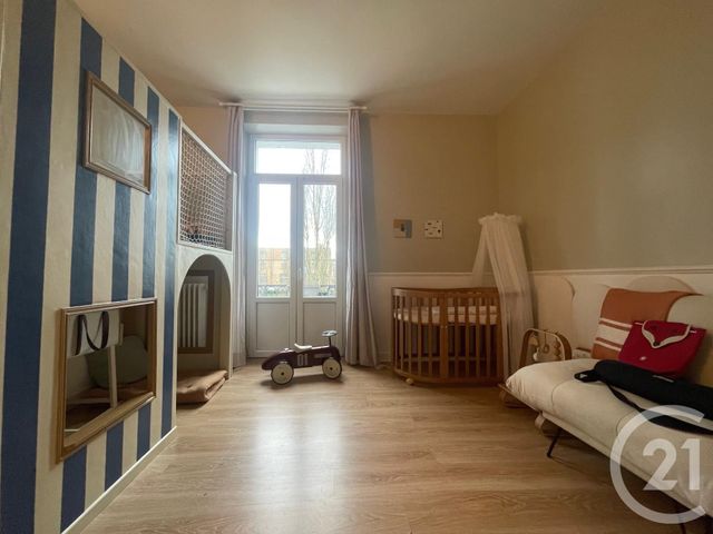 Appartement F5 &agrave; vendre - 5 pi&egrave;ces - 111,06 m2 - Melun - 77 - ILE-DE-FRANCE