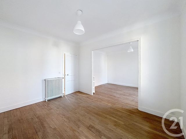 Appartement &agrave; louer - 3 pi&egrave;ces - 82,53 m2 - Melun - 77 - ILE-DE-FRANCE