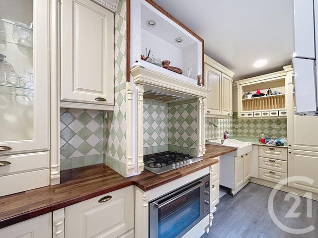 Appartement F2 &agrave; louer - 2 pi&egrave;ces - 63,55 m2 - Melun - 77 - ILE-DE-FRANCE