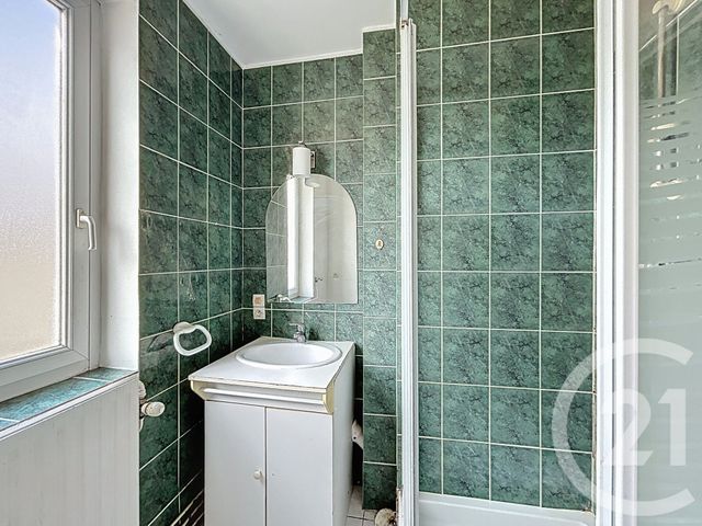 Appartement F3 &agrave; vendre - 3 pi&egrave;ces - 55,57 m2 - Melun - 77 - ILE-DE-FRANCE