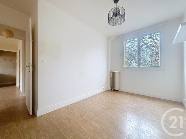 Appartement F3 &agrave; vendre - 3 pi&egrave;ces - 56,81 m2 - La Rochette - 77 - ILE-DE-FRANCE