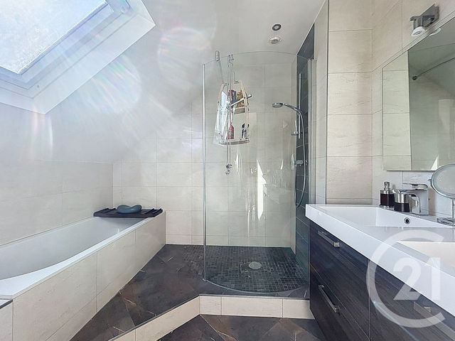 Maison &agrave; vendre - 8 pi&egrave;ces - 199,36 m2 - Rubelles - 77 - ILE-DE-FRANCE