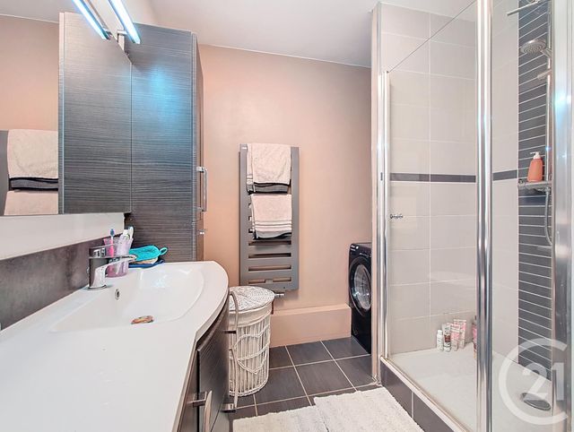 Appartement F4 &agrave; vendre - 4 pi&egrave;ces - 85,60 m2 - Melun - 77 - ILE-DE-FRANCE