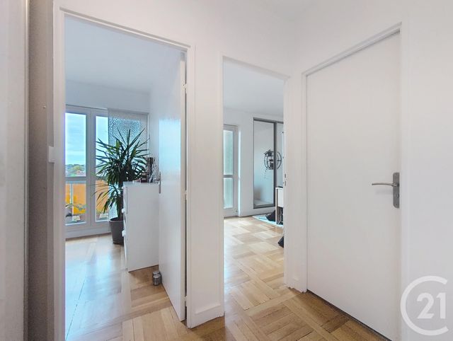 Appartement F4 &agrave; vendre - 4 pi&egrave;ces - 85,60 m2 - Melun - 77 - ILE-DE-FRANCE