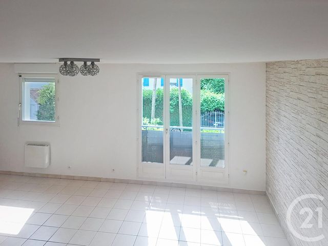 Appartement &agrave; vendre - 3 pi&egrave;ces - 61,94 m2 - Melun - 77 - ILE-DE-FRANCE