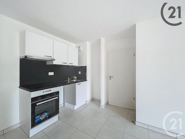 Appartement F2 &agrave; louer - 2 pi&egrave;ces - 42 m2 - Dammarie Les Lys - 77 - ILE-DE-FRANCE