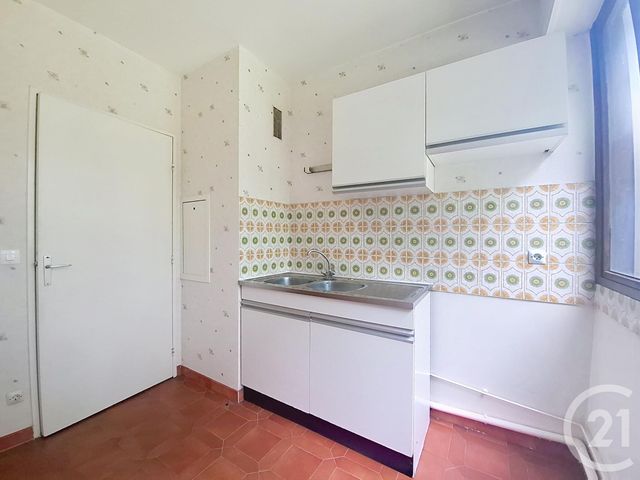 Appartement F2 &agrave; vendre - 2 pi&egrave;ces - 42,76 m2 - Vaux Le Penil - 77 - ILE-DE-FRANCE