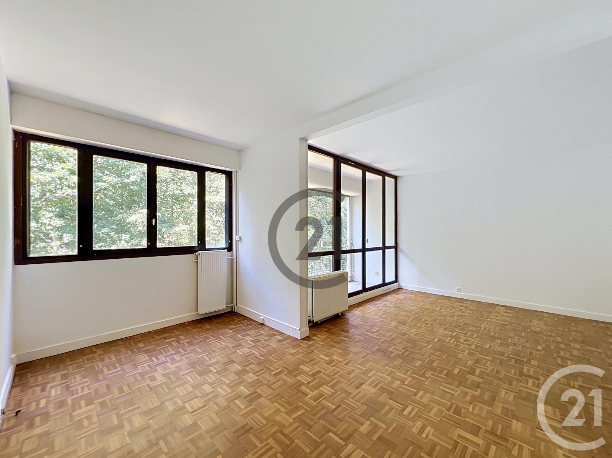 Appartement à Vaux-le-Pénil