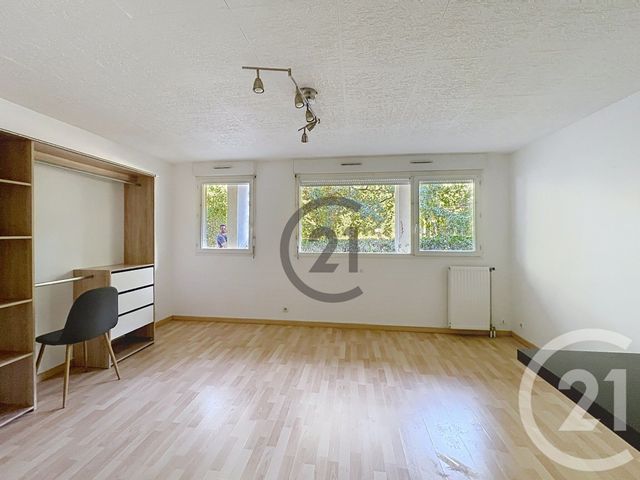 Appartement F1 &agrave; louer - 1 pi&egrave;ce - 30,80 m2 - Savigny Le Temple - 77 - ILE-DE-FRANCE