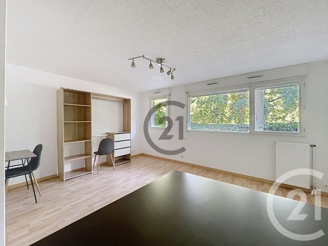 Appartement F1 &agrave; louer - 1 pi&egrave;ce - 30,80 m2 - Savigny Le Temple - 77 - ILE-DE-FRANCE