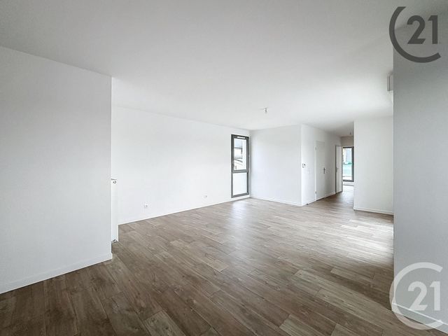 Appartement F3 &agrave; louer - 3 pi&egrave;ces - 72,45 m2 - Melun - 77 - ILE-DE-FRANCE