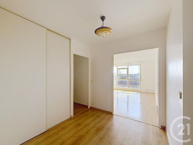 Appartement F3 &agrave; louer - 3 pi&egrave;ces - 72,72 m2 - Melun - 77 - ILE-DE-FRANCE