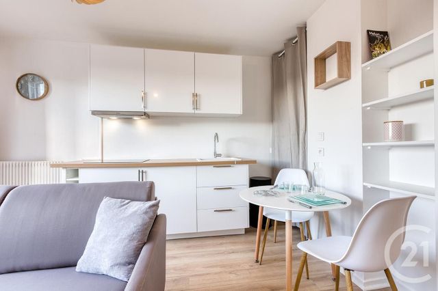 Appartement Studio &agrave; louer - 1 pi&egrave;ce - 20 m2 - Melun - 77 - ILE-DE-FRANCE