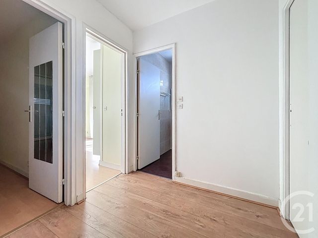 Appartement F3 &agrave; vendre - 4 pi&egrave;ces - 75,23 m2 - Melun - 77 - ILE-DE-FRANCE