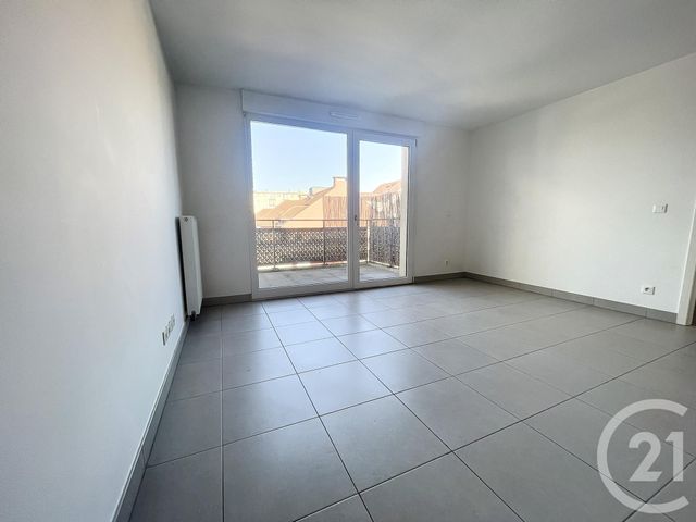 Appartement F2 &agrave; louer - 2 pi&egrave;ces - 43,60 m2 - Melun - 77 - ILE-DE-FRANCE