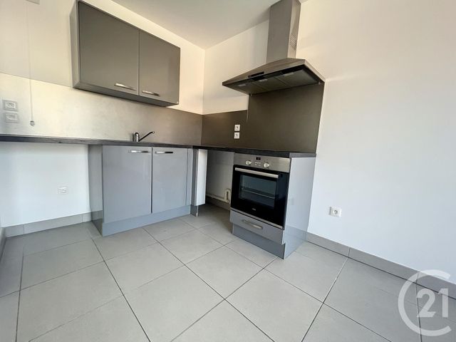 Appartement F2 &agrave; louer - 2 pi&egrave;ces - 43,60 m2 - Melun - 77 - ILE-DE-FRANCE