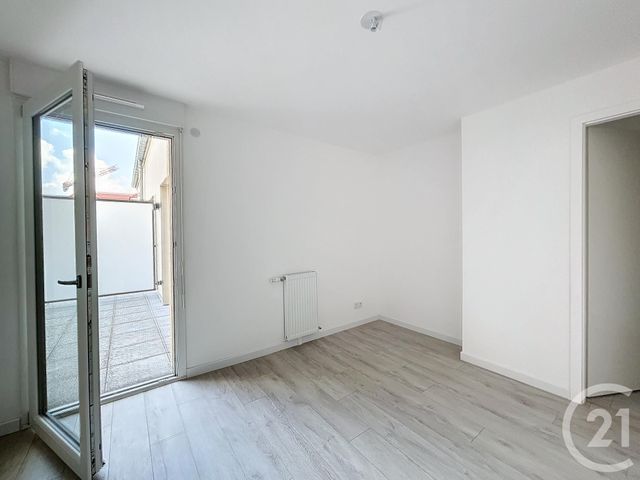 Appartement F2 &agrave; louer - 2 pi&egrave;ces - 41,50 m2 - Dammarie Les Lys - 77 - ILE-DE-FRANCE