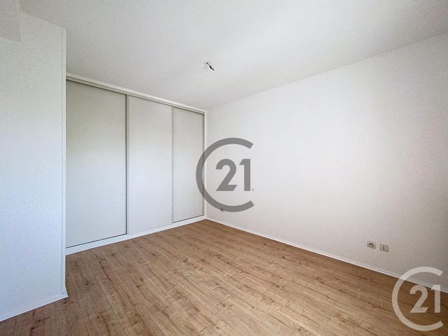Appartement F3 &agrave; louer - 3 pi&egrave;ces - 64,60 m2 - Melun - 77 - ILE-DE-FRANCE