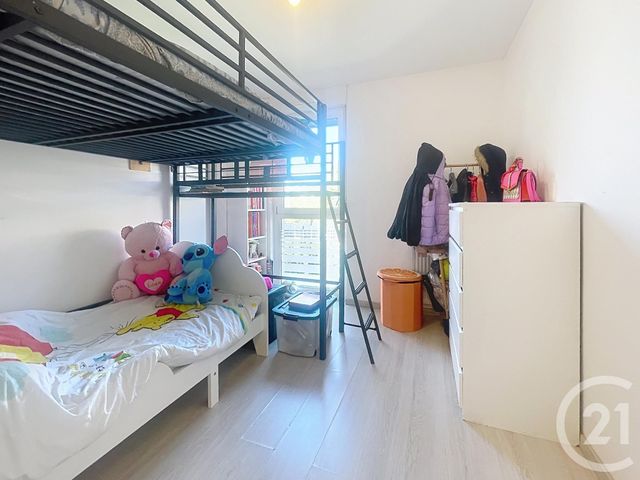 Appartement F3 &agrave; vendre - 3 pi&egrave;ces - 70,64 m2 - Melun - 77 - ILE-DE-FRANCE