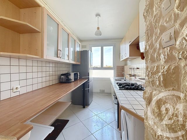 Appartement F3 &agrave; louer - 3 pi&egrave;ces - 52,34 m2 - Melun - 77 - ILE-DE-FRANCE