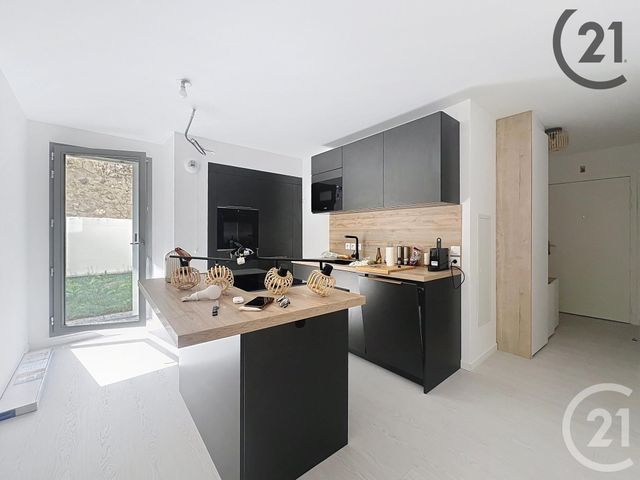 Appartement F4 &agrave; louer - 4 pi&egrave;ces - 83,60 m2 - Melun - 77 - ILE-DE-FRANCE