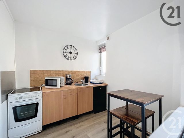 Appartement F1 &agrave; louer - 1 pi&egrave;ce - 23,24 m2 - Melun - 77 - ILE-DE-FRANCE