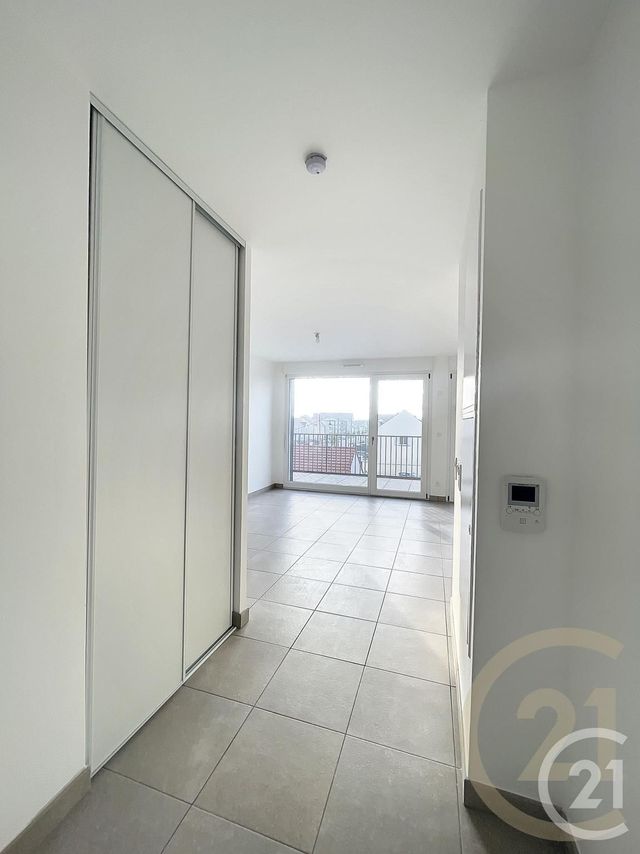 Appartement F3 &agrave; louer - 3 pi&egrave;ces - 60,85 m2 - Rubelles - 77 - ILE-DE-FRANCE