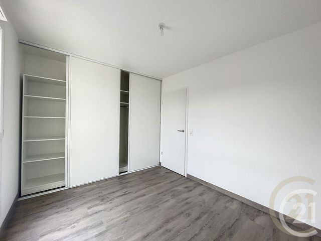 Appartement F3 &agrave; louer - 3 pi&egrave;ces - 60,85 m2 - Rubelles - 77 - ILE-DE-FRANCE