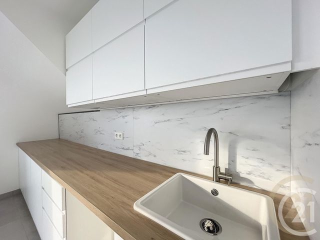 Appartement F3 &agrave; louer - 3 pi&egrave;ces - 60,85 m2 - Rubelles - 77 - ILE-DE-FRANCE