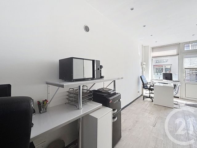 Local commercial à louer - 20.0 m2 - 77 - Seine-et-Marne