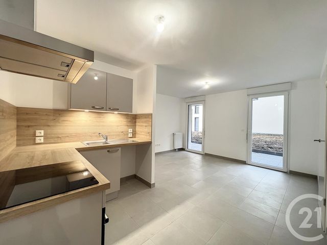 Appartement F2 &agrave; louer - 2 pi&egrave;ces - 40,80 m2 - Le Mee Sur Seine - 77 - ILE-DE-FRANCE