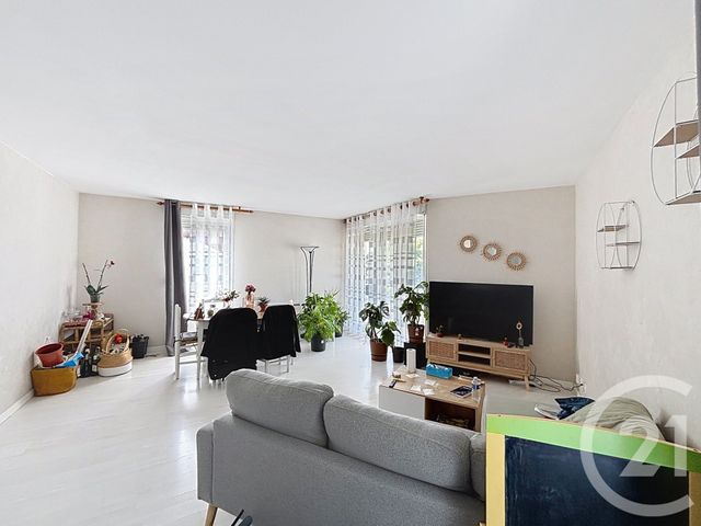 Appartement F4 &agrave; louer - 4 pi&egrave;ces - 73,45 m2 - Lieusaint - 77 - ILE-DE-FRANCE