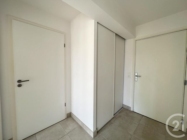 Appartement F2 &agrave; louer - 2 pi&egrave;ces - 41,55 m2 - Melun - 77 - ILE-DE-FRANCE