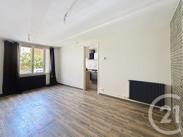 Appartement F1 bis &agrave; louer - 2 pi&egrave;ces - 34,49 m2 - Melun - 77 - ILE-DE-FRANCE
