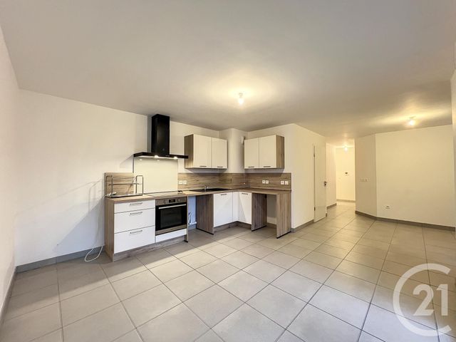Appartement F3 &agrave; louer - 3 pi&egrave;ces - 61,35 m2 - Dammarie Les Lys - 77 - ILE-DE-FRANCE