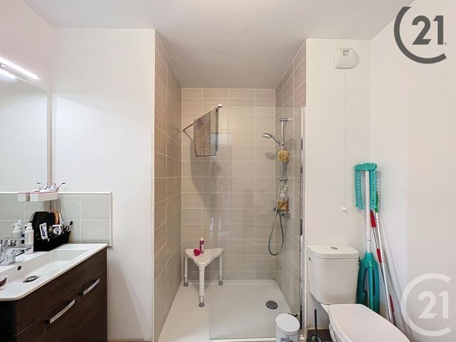 Appartement F1 &agrave; louer - 1 pi&egrave;ce - 23,90 m2 - Melun - 77 - ILE-DE-FRANCE