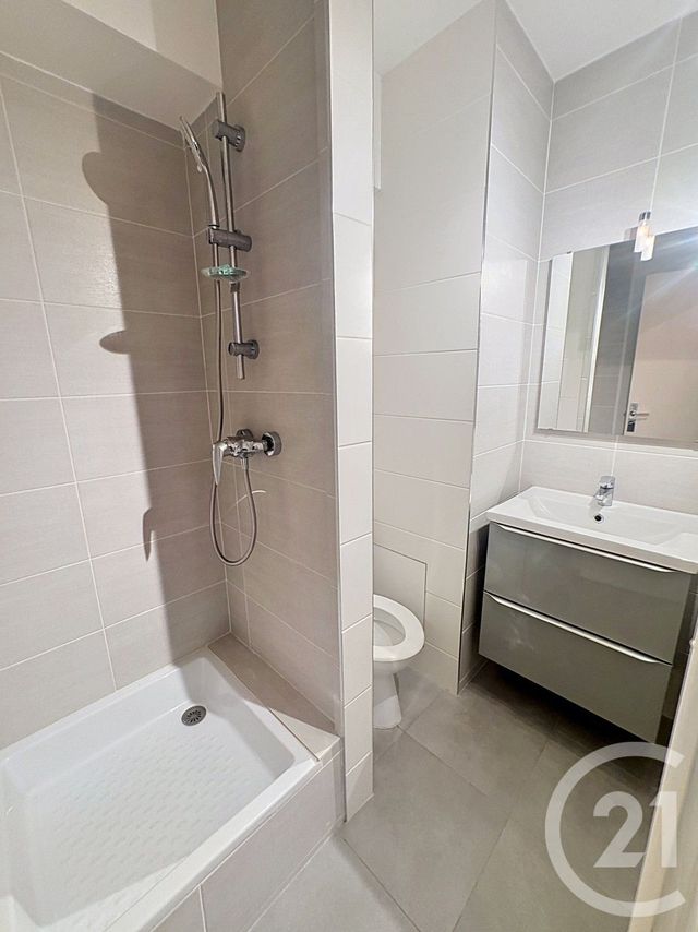 Appartement F1 &agrave; louer - 1 pi&egrave;ce - 17,60 m2 - Melun - 77 - ILE-DE-FRANCE