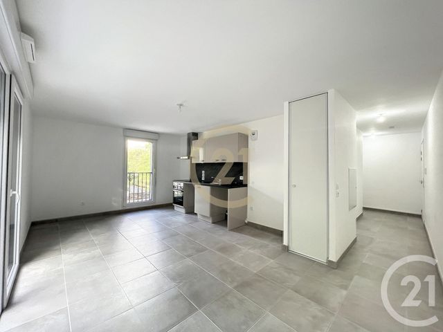 Appartement F2 &agrave; louer - 2 pi&egrave;ces - 46,10 m2 - Le Mee Sur Seine - 77 - ILE-DE-FRANCE
