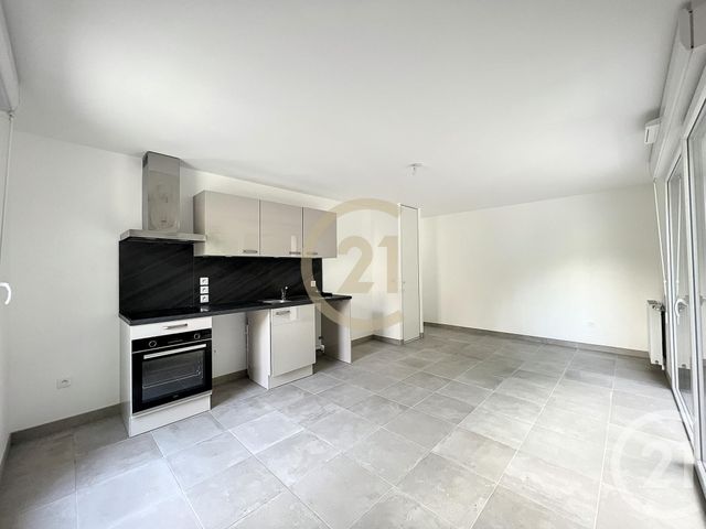 Appartement F2 &agrave; louer - 2 pi&egrave;ces - 46,10 m2 - Le Mee Sur Seine - 77 - ILE-DE-FRANCE