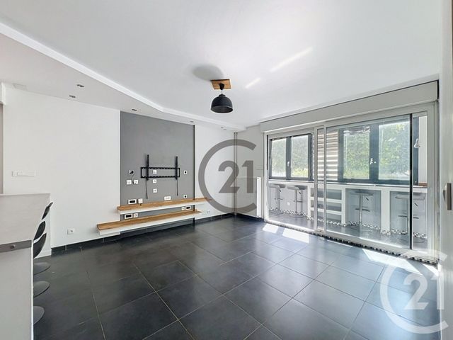 Appartement F3 &agrave; louer - 3 pi&egrave;ces - 68 m2 - Melun - 77 - ILE-DE-FRANCE