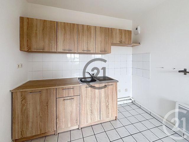 Appartement &agrave; louer - 2 pi&egrave;ces - 48,40 m2 - Dammarie Les Lys - 77 - ILE-DE-FRANCE