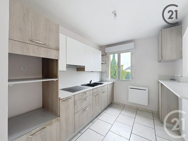 Appartement F3 &agrave; louer - 3 pi&egrave;ces - 63,20 m2 - Melun - 77 - ILE-DE-FRANCE