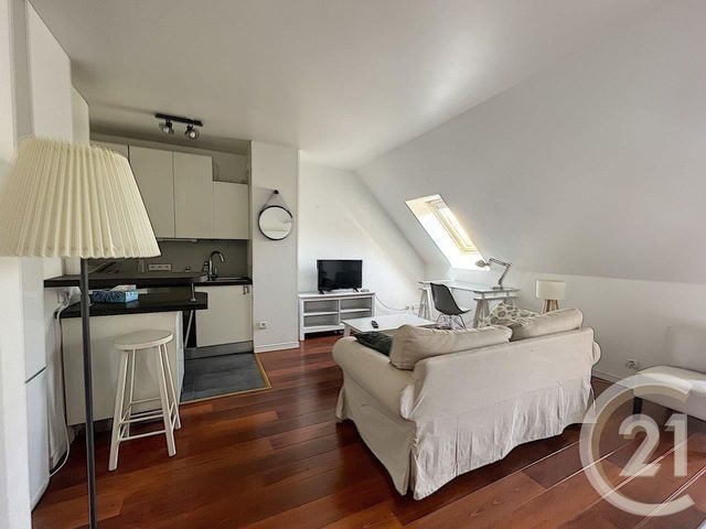 Appartement F1 &agrave; louer - 1 pi&egrave;ce - 30,60 m2 - Melun - 77 - ILE-DE-FRANCE