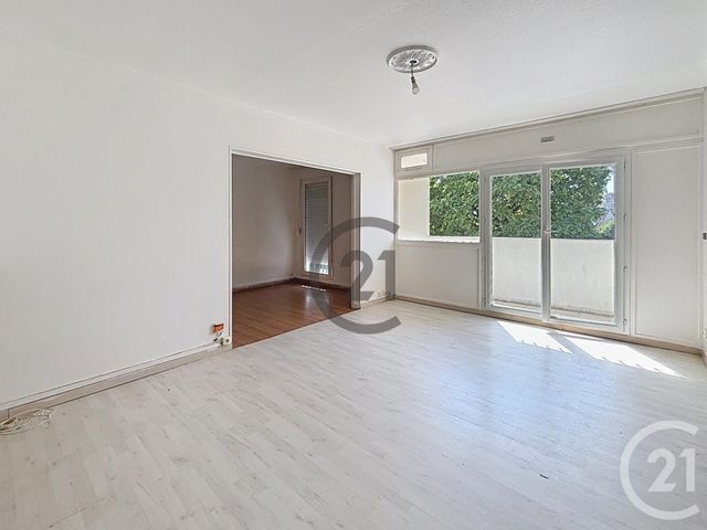 Appartement F4 &agrave; louer - 4 pi&egrave;ces - 76 m2 - Le Mee Sur Seine - 77 - ILE-DE-FRANCE