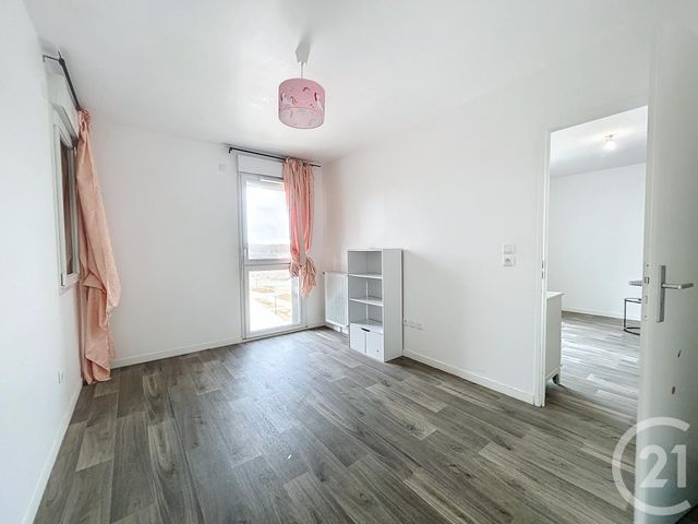 Appartement F3 &agrave; louer - 3 pi&egrave;ces - 55,30 m2 - Melun - 77 - ILE-DE-FRANCE