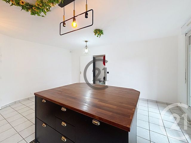 Appartement F2 &agrave; louer - 2 pi&egrave;ces - 41,71 m2 - Melun - 77 - ILE-DE-FRANCE