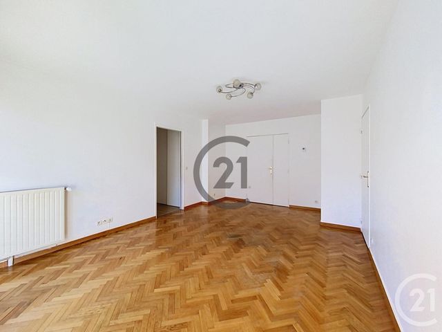 Appartement F2 &agrave; louer - 2 pi&egrave;ces - 46,59 m2 - Melun - 77 - ILE-DE-FRANCE