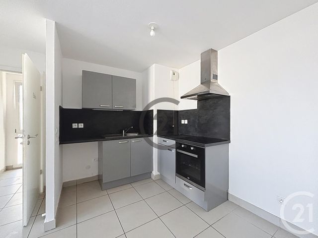 Appartement F3 &agrave; louer - 3 pi&egrave;ces - 62,80 m2 - Dammarie Les Lys - 77 - ILE-DE-FRANCE