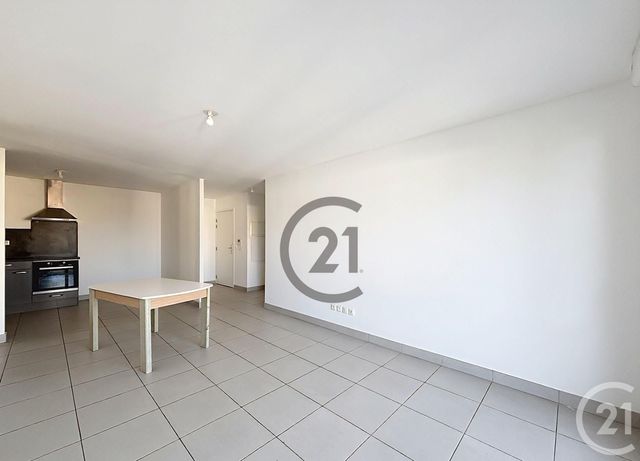 Appartement F3 &agrave; louer - 3 pi&egrave;ces - 62,80 m2 - Dammarie Les Lys - 77 - ILE-DE-FRANCE